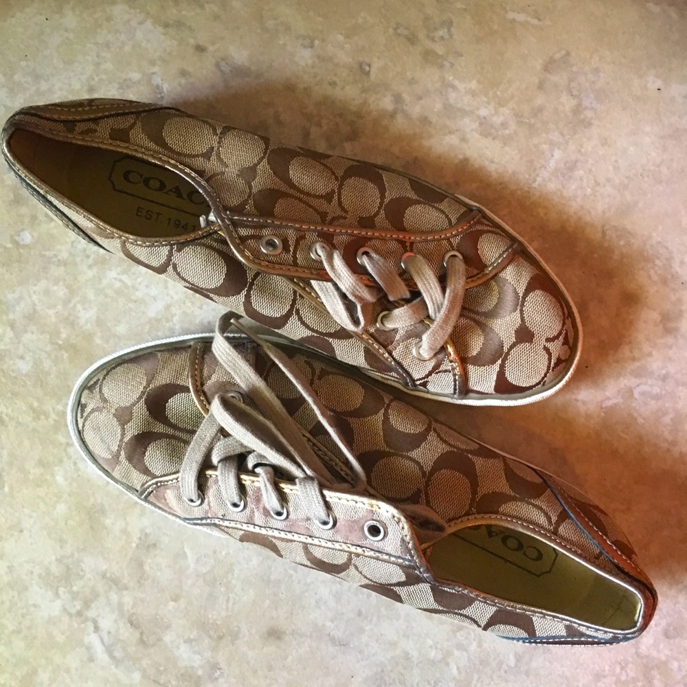 Coach Signature Print Logo Bronze Trim Sneakers